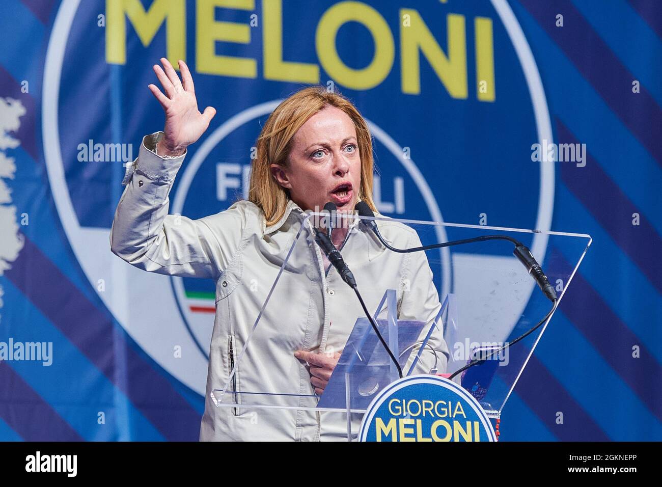 Catanzaro, Italia. 14th de Sep de 2021. Giorgia Meloni durante Giorgia Meloni a Catanzaro, Noticias en catanzaro, Italia, 14 settembre 2021 Crédito: Agencia de Fotografía Independiente/Alamy Live News Foto de stock