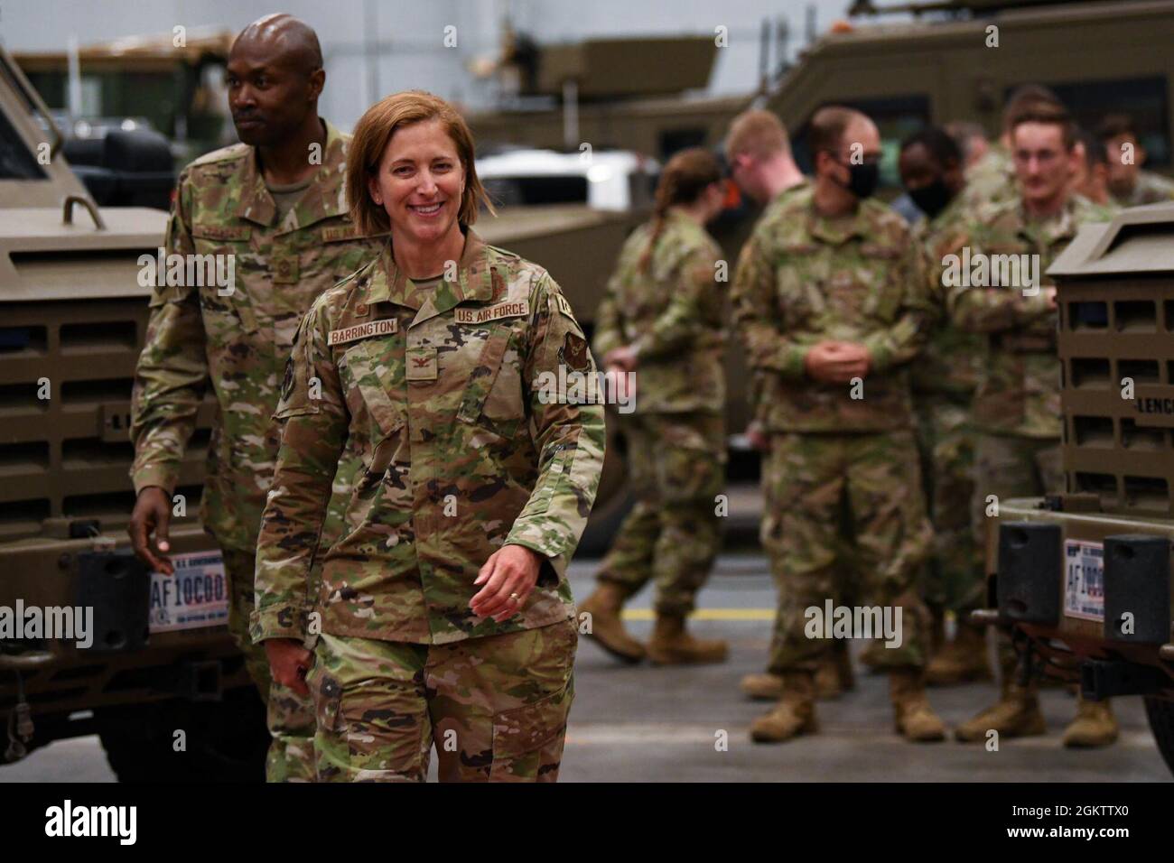 La Coronel Catherine Barrington, comandante de la ala de misiles de 90th, asiste al Partido de Promoción del Sargento Técnico de 2021 en la F.E. Base de la Fuerza Aérea Warren, Wyoming, 1 de julio de 2021. Este año, 9.422 empleados fueron ascendidos a sargento técnico para una tasa de selección del 26,94%. Foto de stock