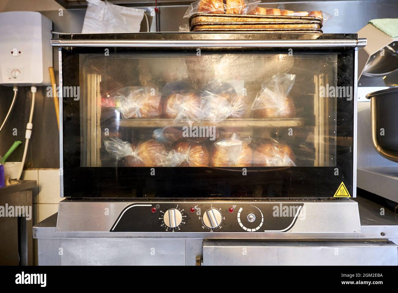 Horno de pan fotografías e imágenes de alta resolución - Alamy