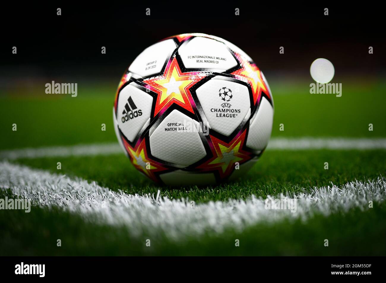  adidas Balón de partido profesional de la UEFA