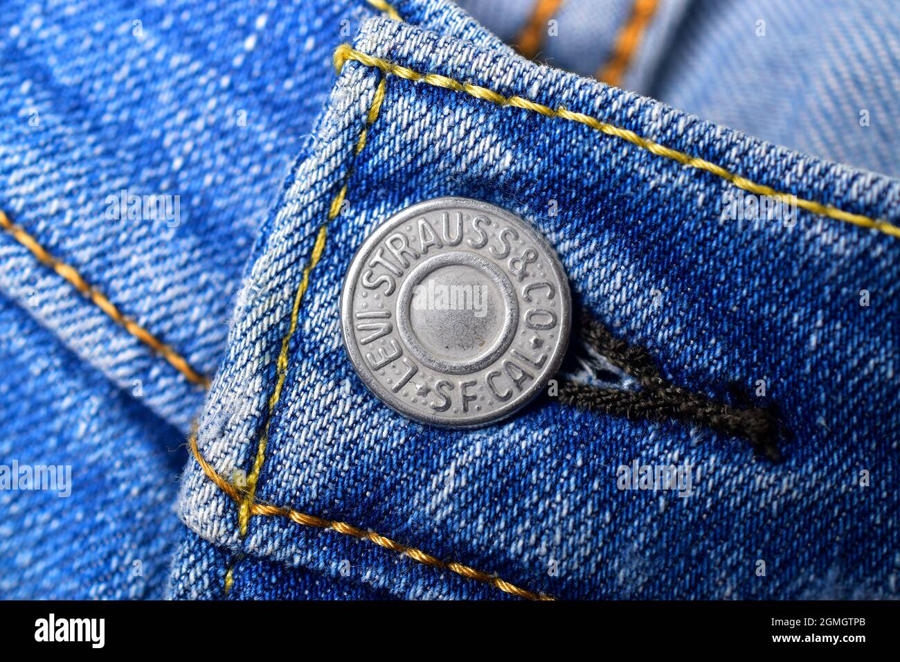 Blue levis fotografías e imágenes de alta resolución - Alamy