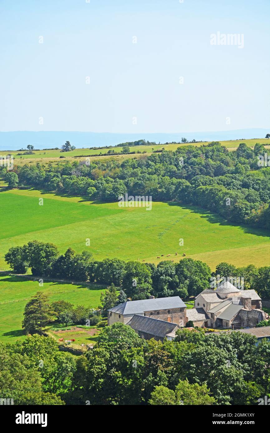 La abadía de Mégemont, Chassagne, Puy-de-Dome, Auvernia-Rhone-Alpes, Massif-Central, Francia Foto de stock