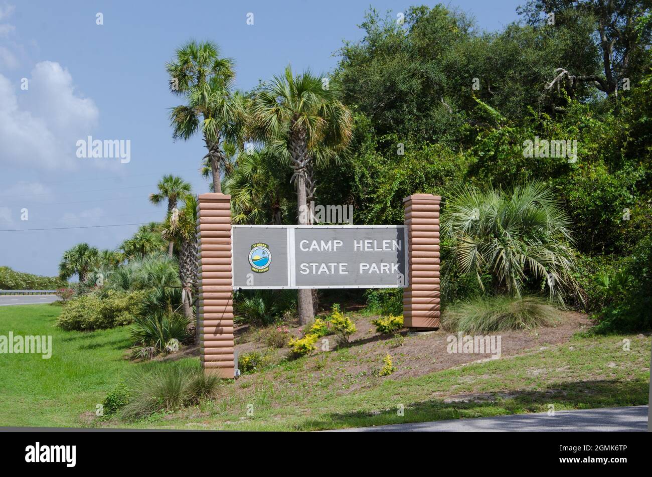 Señal de entrada al Parque Estatal Camp Helen, Florida, Estados Unidos Foto de stock