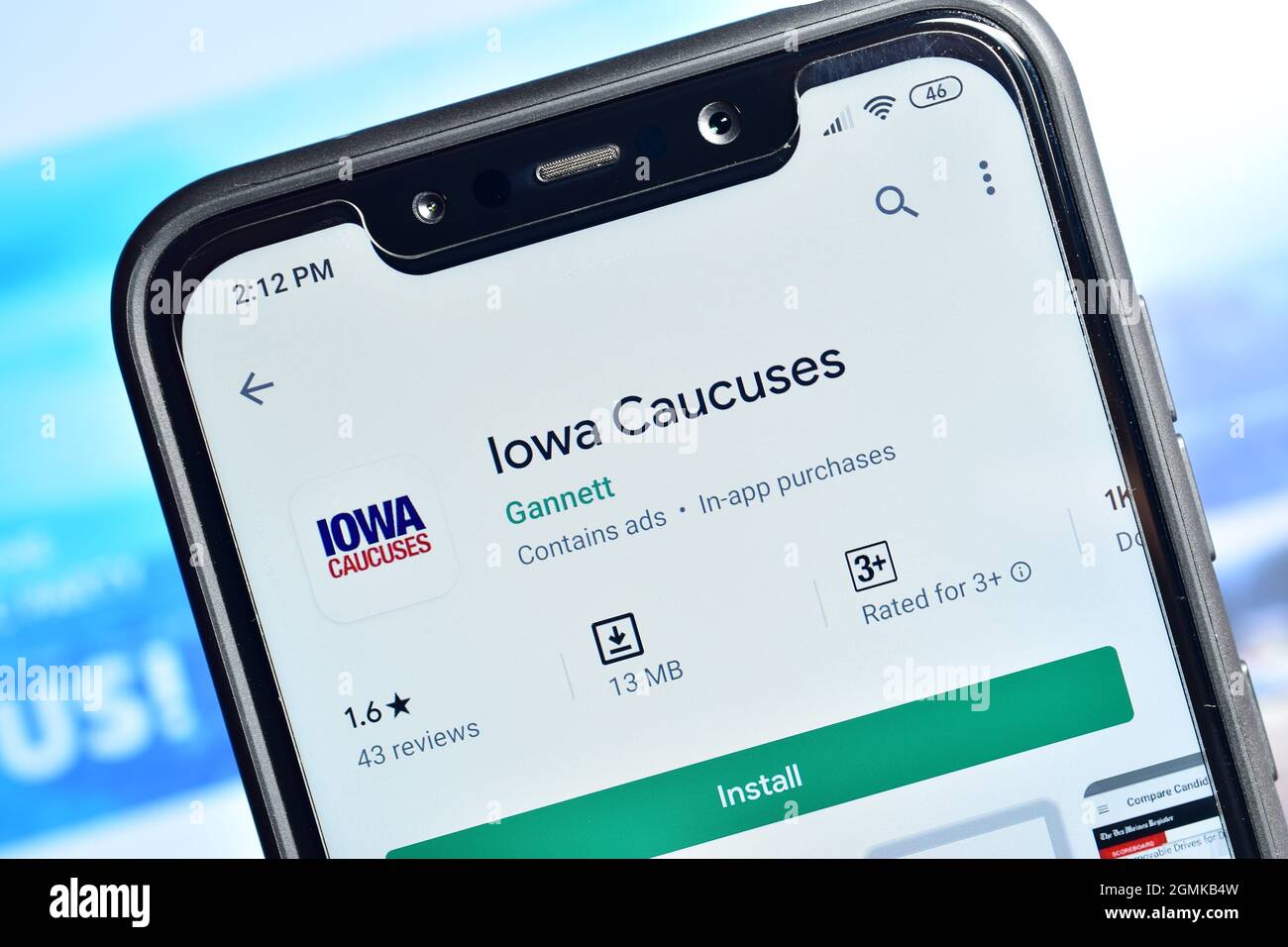 Nueva Delhi, India - 08 de febrero de 2020: IOWA caucuses aplicación en smartphone Foto de stock