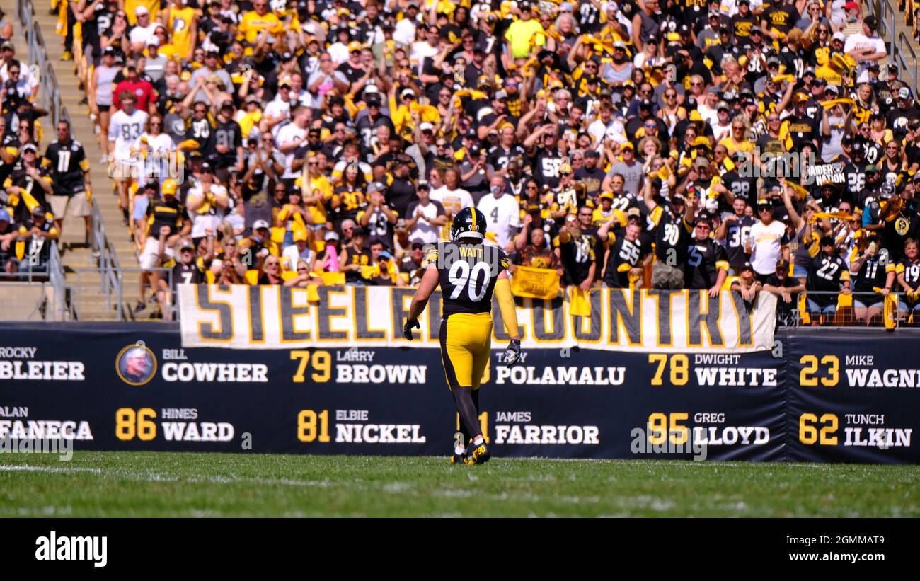 October 17th, 2021: Benny Snell Jr. #24 during the Pittsburgh Steelers vs  Seattle Seahawks game at Heinz Field in Pittsburgh, PA. Jason  Pohuski/(Photo by Jason Pohuski/CSM/Sipa USA Stock Photo - Alamy