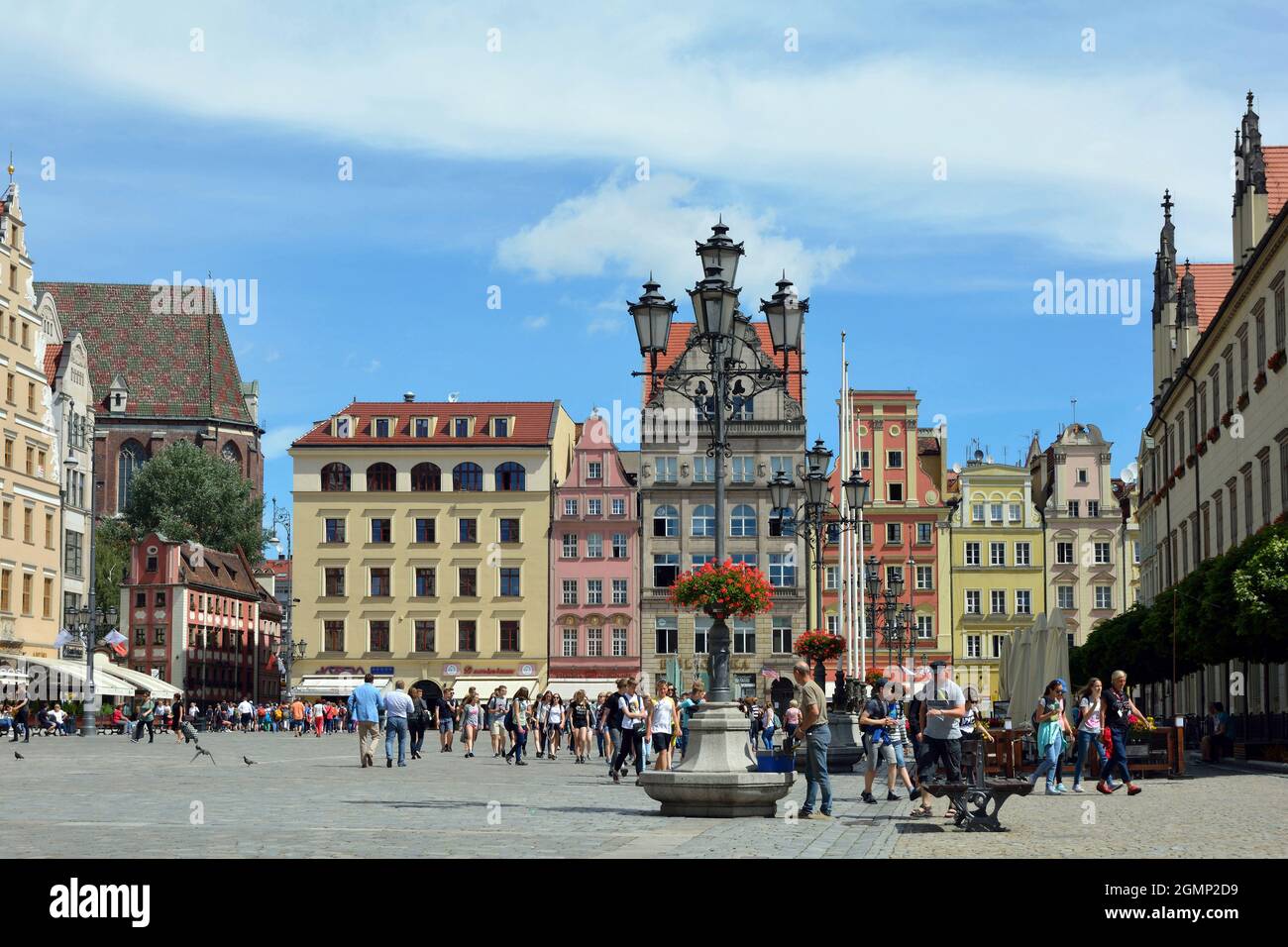 Plaza del Mercado en el histórico casco antiguo de Wroclaw - Polonia. Foto de stock