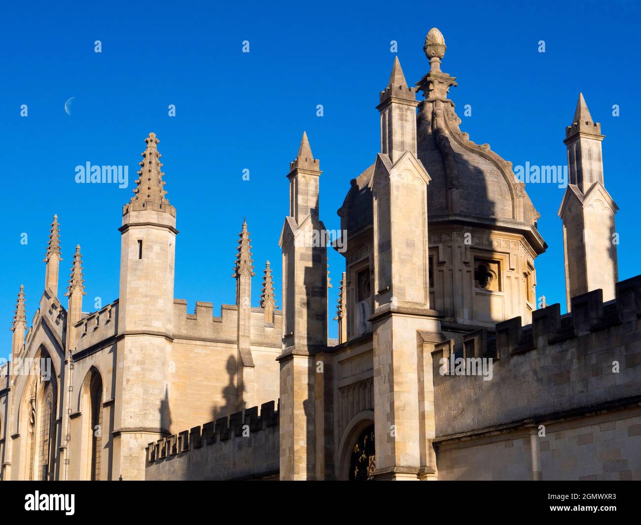 Oxford, Inglaterra - 30 de noviembre de 2018 All Souls College fue fundada por Enrique VI de Inglaterra y el Arzobispo de Canterbury, en 1438. Único para todo SO Foto de stock