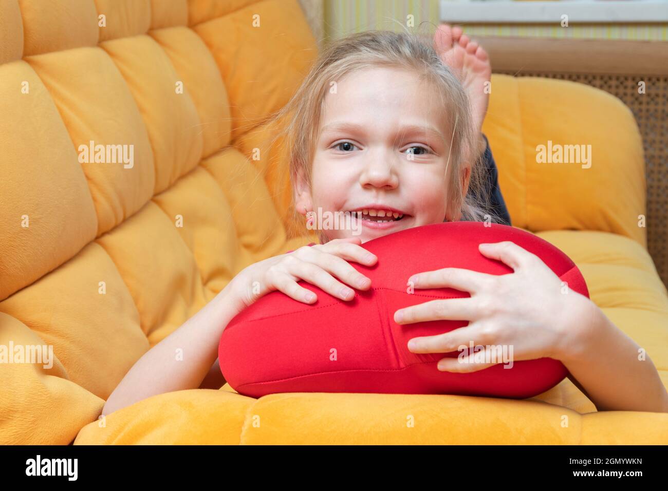Almohada para niños fotografías e imágenes de alta resolución - Alamy