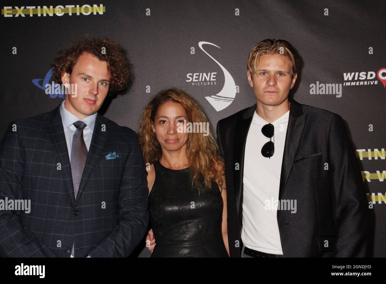 Mads Hansen, Chelle Celandez, Mathias Reippuert 09/14/2021 El estreno mundial de 'Eating our Way to Extinction' en Wisdome L.A. en Los Angeles, CA Foto de Izumi Hasegawa / HollywoodNewsWire.net Foto de stock