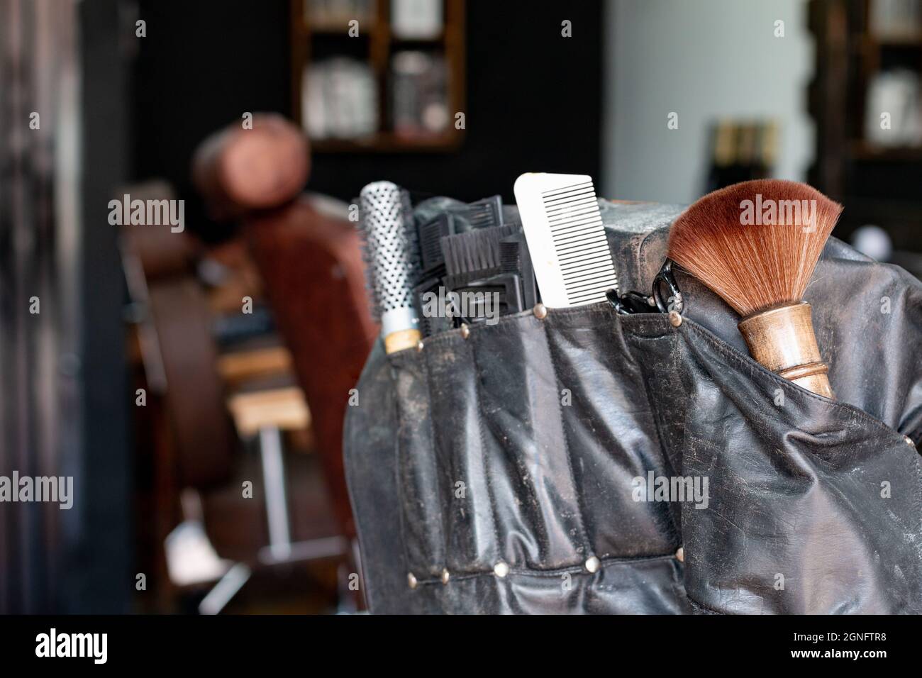 Utensilios de peluquero fotografías e imágenes de alta resolución - Alamy