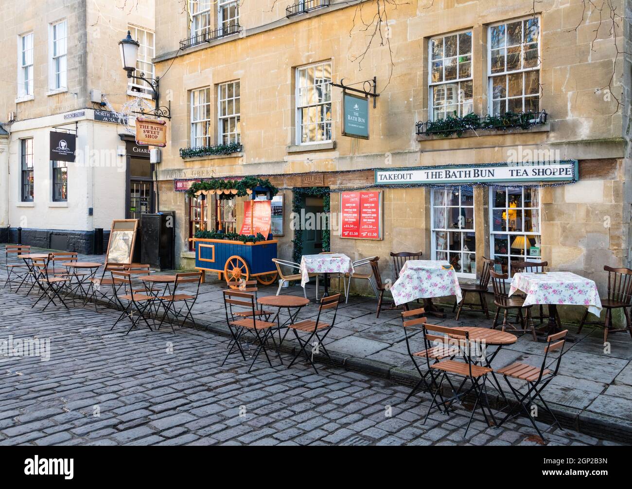 The Bath Bun Tea Shoppe Tearoom en Abbey Green, Bath, Somerset, Inglaterra Foto de stock