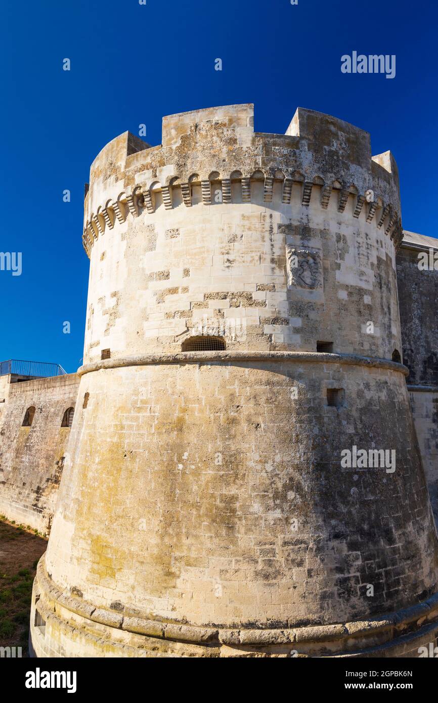 Castillo de Castello di Acaya, Provincia de Lecce, Apulia, Italia Foto de stock