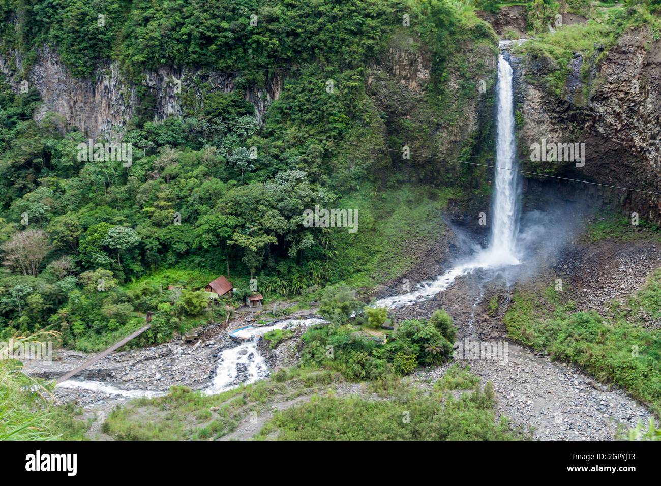 Cascada Manto de la Novia (Veil Nupcial) cerca de Banos, Ecuador Fotografía  de stock - Alamy