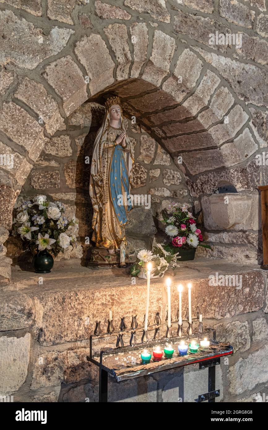 Francia, Alto Loira, Saint Privat d'Allier a lo largo de la Via