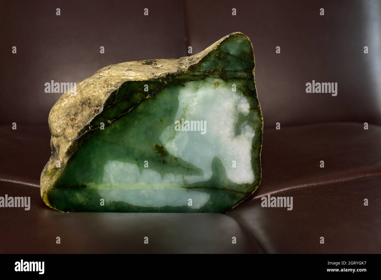 Verdadero verde jade, hermoso, raro y caro Fotografía de stock - Alamy