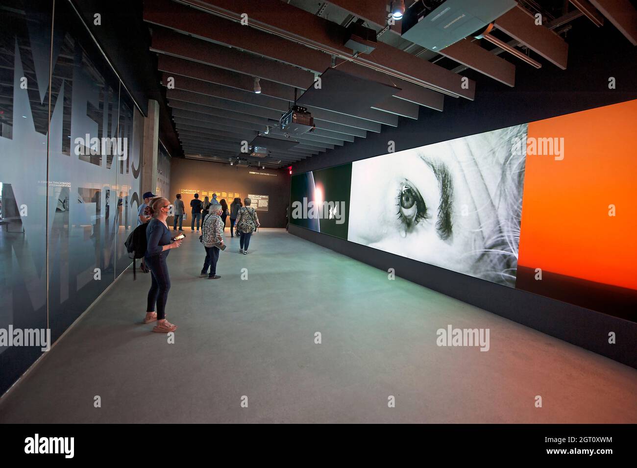 Exposición en el edificio Saban en el Museo de la Academia de Imágenes en movimiento en Los Ángeles, California Foto de stock