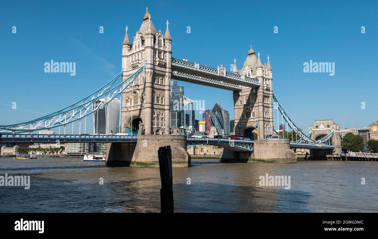 Tower Brdge River Thames City de Londres Foto de stock