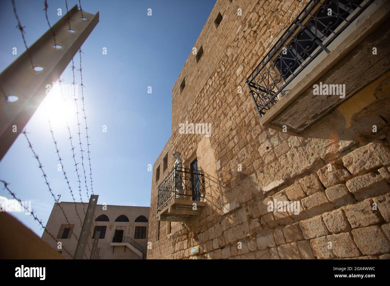 Prisión de Akko. Es una antigua prisión del mandato británico para las autoridades palestinas y el museo actual. Foto de stock