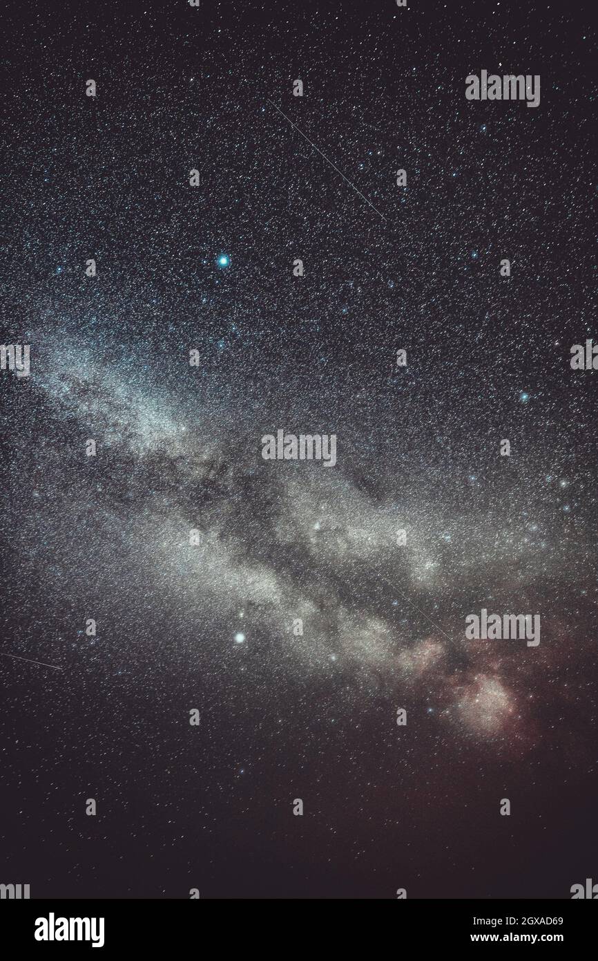 Fotos Del Cielo De Noche Reales Cielo nocturno real con estrellas de nuestra Galaxia. Fondo de Cielo  estrellado natural Fotografía de stock - Alamy