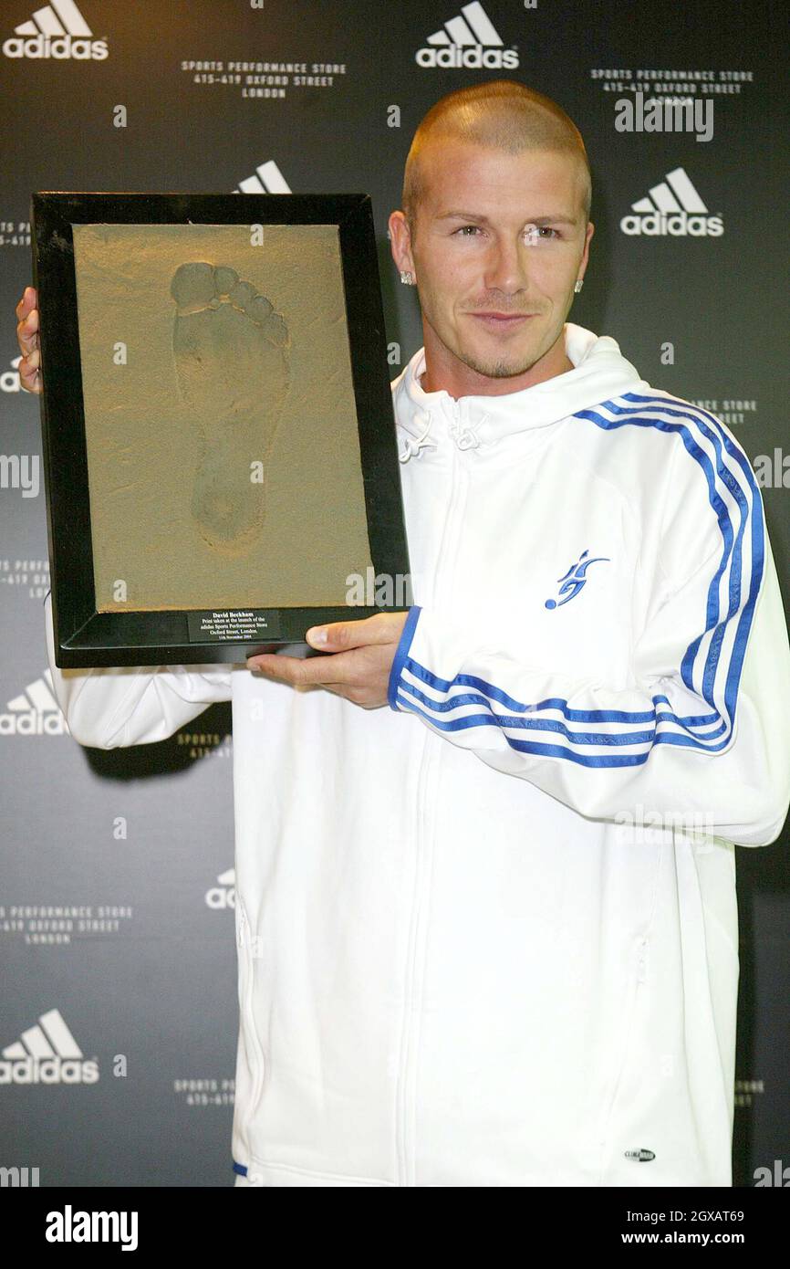 David Beckham ayuda a lanzar la tienda Adidas Sport Performance en Londres  Fotografía de stock - Alamy
