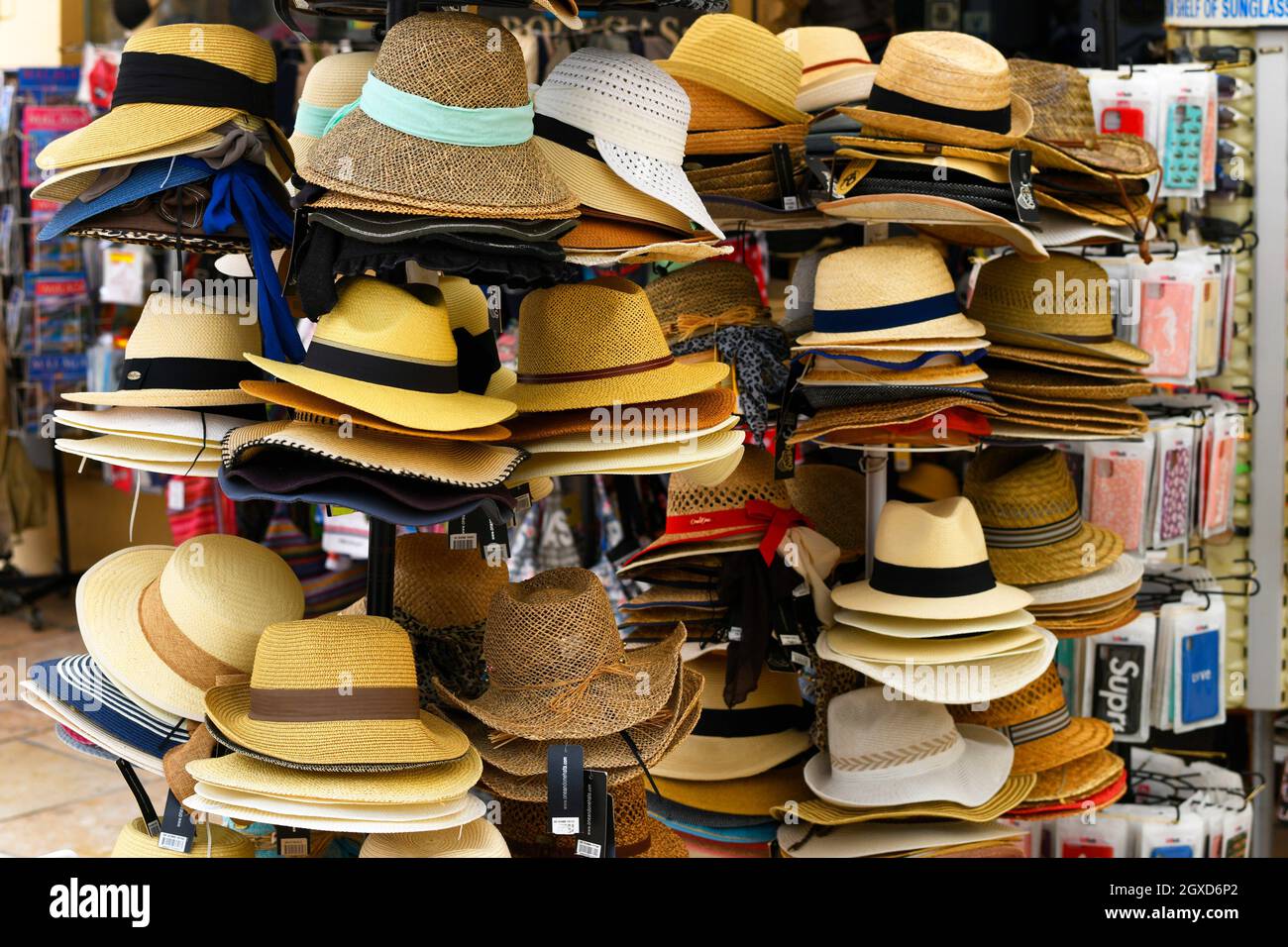 Sombrero en venta en Málaga, Andalucía, España. Foto de stock