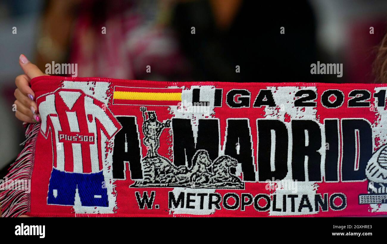 La bufanda conmemorativa para recordar un día especial - Club Atlético de  Madrid · Web oficial