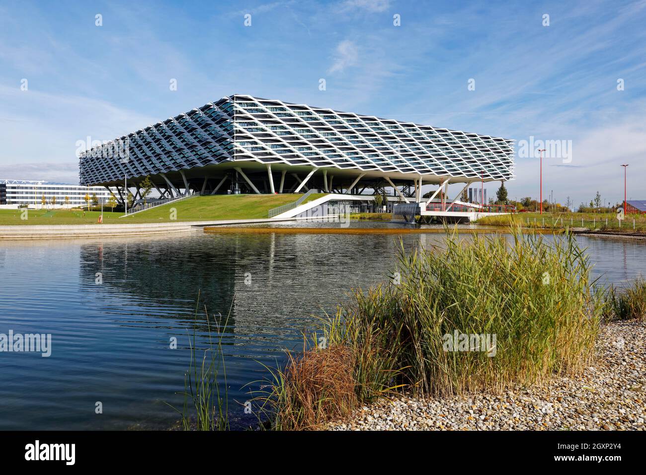 Modernidad, arquitectura, edificio de oficinas AG, World of Sports Arena, Herzogenaurach, Middle Franconia, Franconia, Baviera, Alemania de stock - Alamy