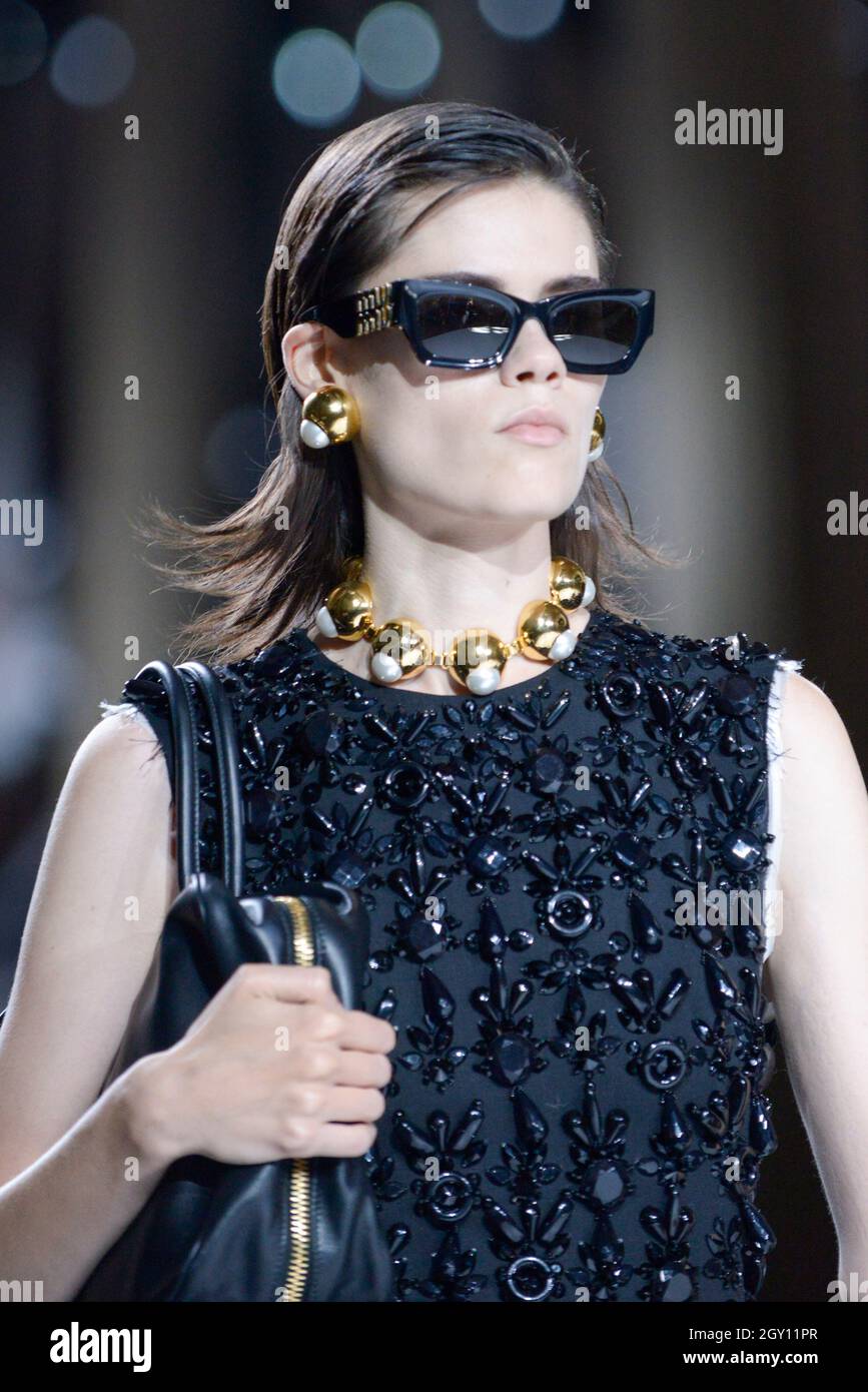 Miu miu milan summer fotografías e imágenes de alta resolución - Alamy