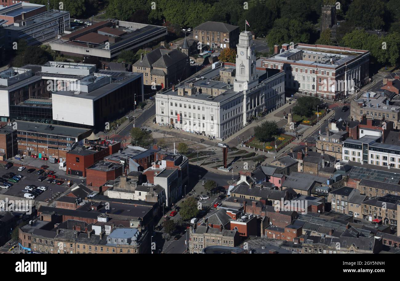 Vista aérea del Ayuntamiento de Barnsley y del centro de la ciudad, South Yorkshire Foto de stock