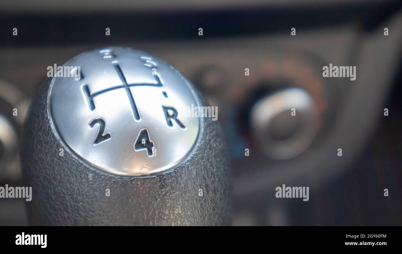 Palanca de cambios del coche fotografías e imágenes de alta resolución -  Alamy