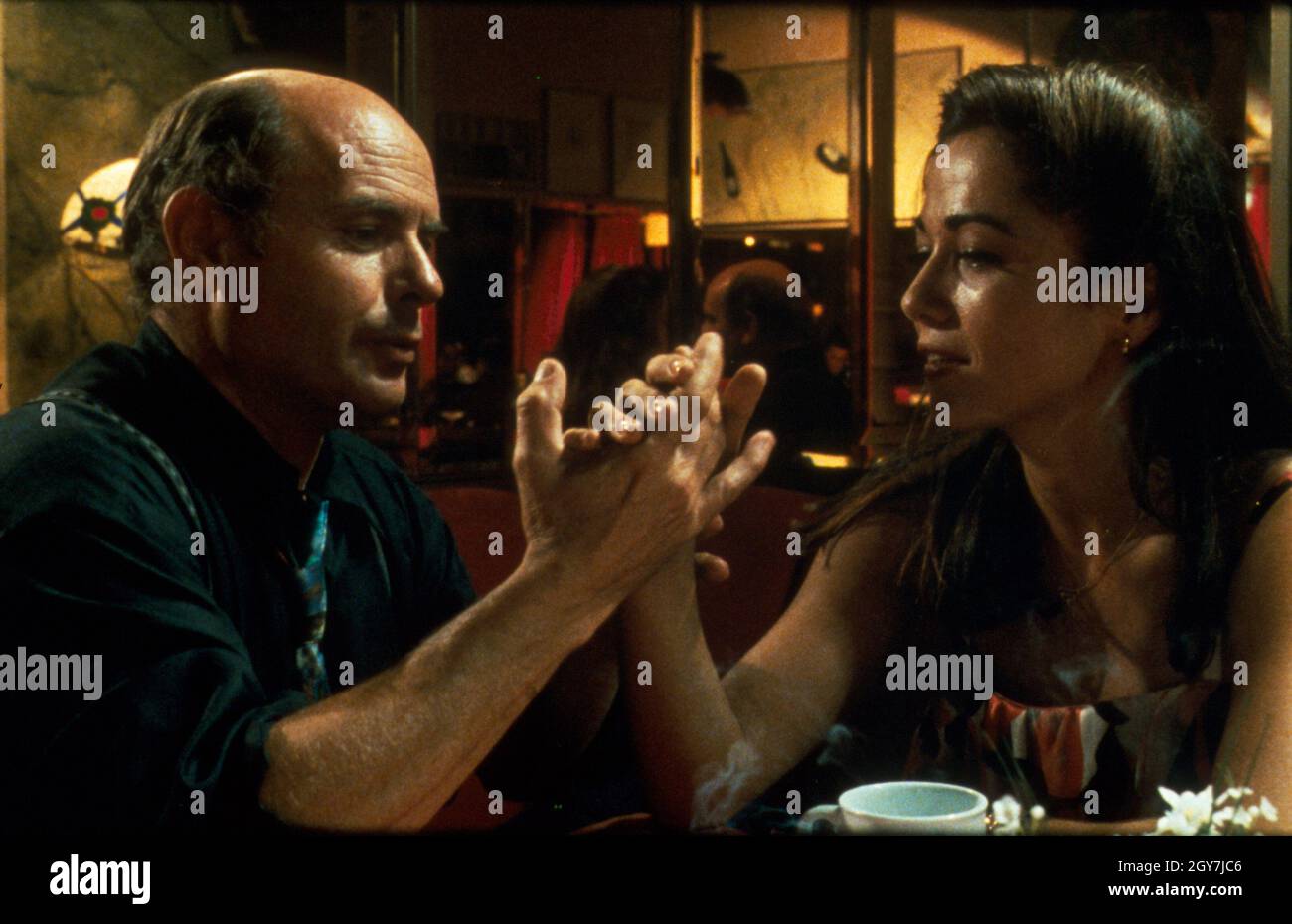 Un Paraguas para tres Año: 1992 - España / Francia Jean-François Stévenin , Eulalia Ramón Director: Felipe Vega de stock - Alamy