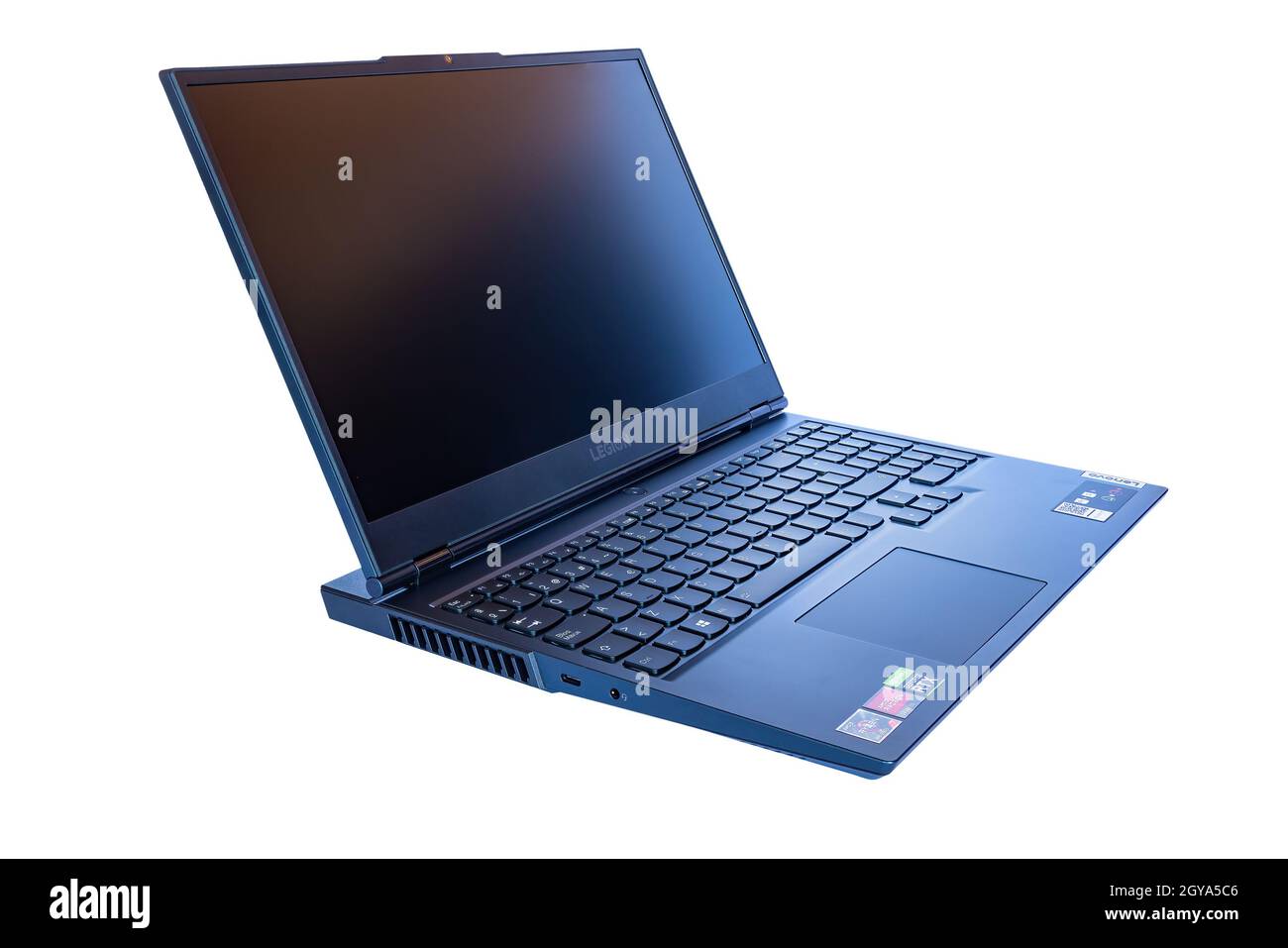 Huelva, España-Octubre de 3 2021: Vista del nuevo portátil Lenovo Legion 5  15ACH6H AMD Ryzen 7 Gaming Laptop 15,6'' con NVIDIA GeForce RTX 3060 GPU.  Gama alta Fotografía de stock - Alamy