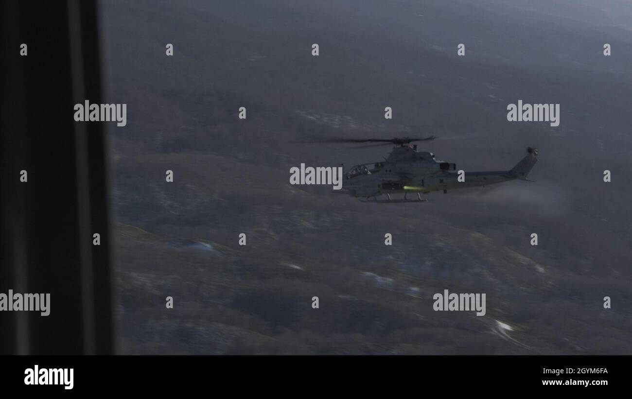 Como Se Dispara El Helicoptero De Gta 5 Ah 1z viper attack helicopter fotografías e imágenes de alta resolución -  Alamy