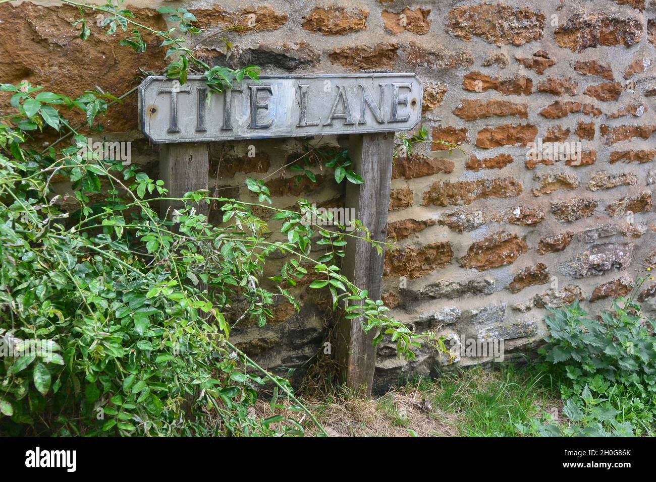 Antigua señal de la calle para Tite Lane Foto de stock