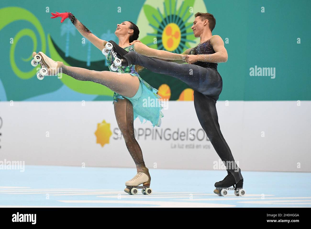 RACHELE CAMPAGNOL - MATTIA QUALIZZA, Italia, actuando en parejas de baile  senior - Danza libre en el Campeonato Mundial de Patinaje Artístico 2021 en  el Polideportivo SND Arena, el 09 de octubre