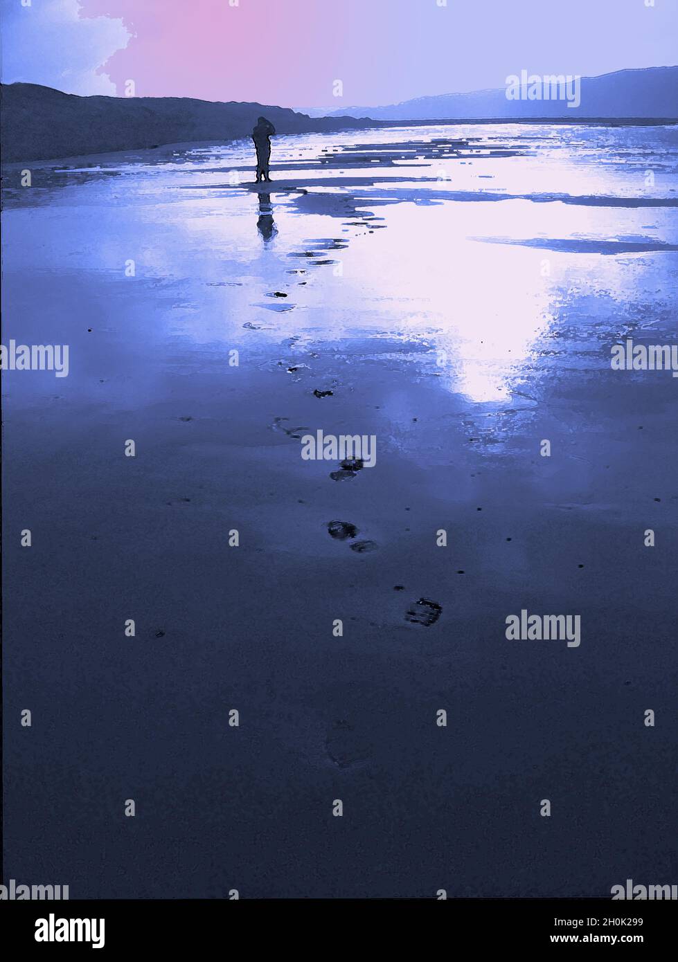 Ilustración de arte digital de huellas en la arena que conducen a una  figura silueta contra la puesta de sol. Arte mural, poema cristiano,  caminar con Dios Fotografía de stock - Alamy