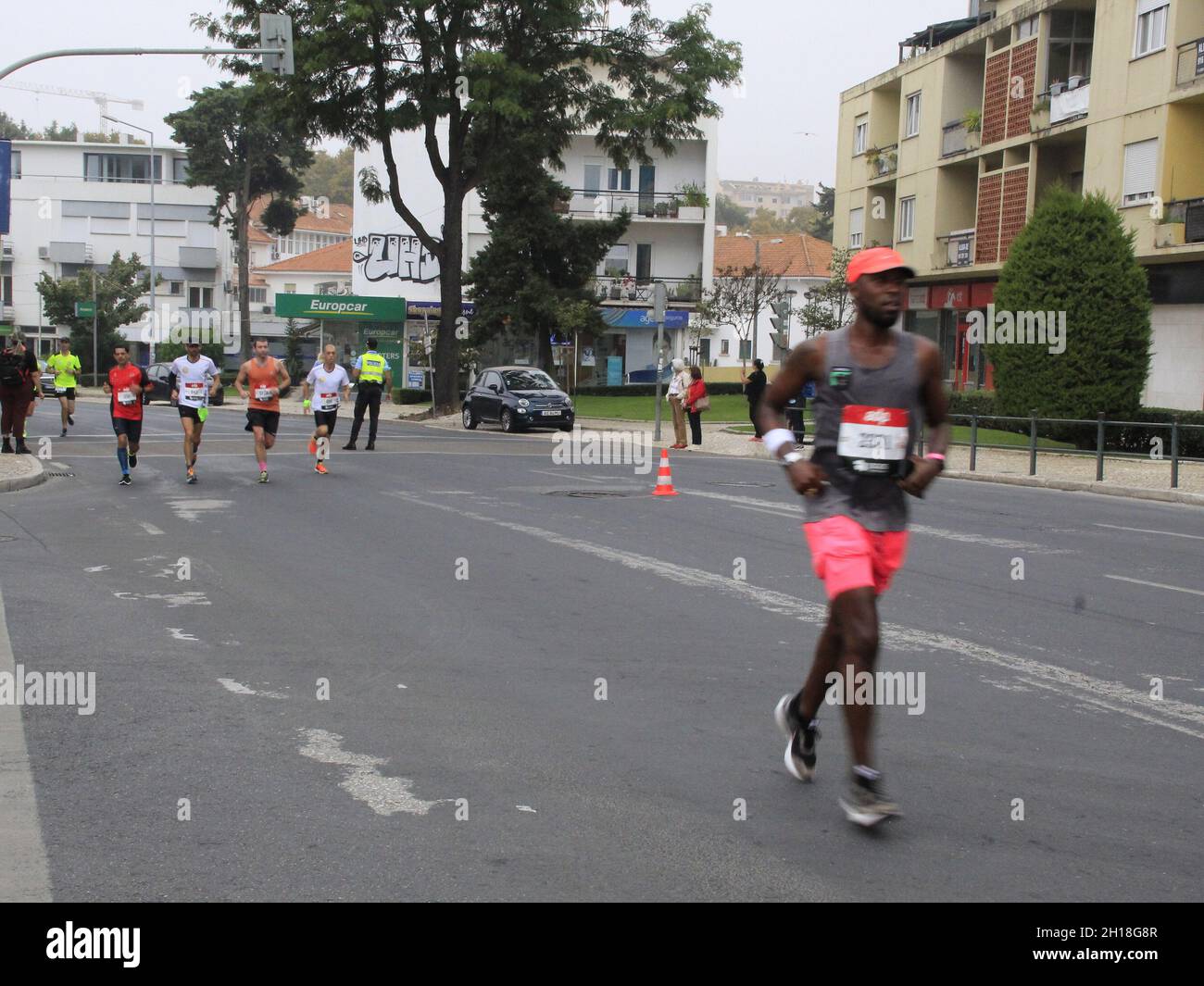 Lisboa, Portugal, Estados Unidos. 17th Oct, 2021. Maratón de Lisboa del  EDP. 17 de octubre de 2021, Lisboa, Portugal: Etíope Andualem Shiferaw ganó  el maratón de Lisboa del EDP el domingo (27),