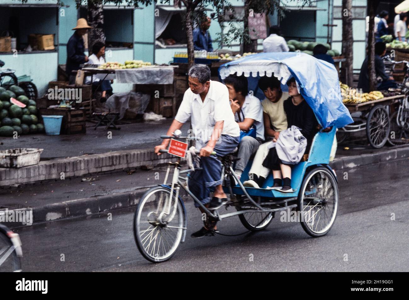 Bicycle taxi beijing china fotografías e imágenes de alta resolución - Alamy