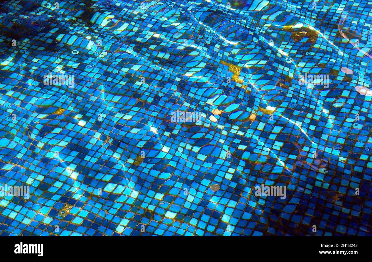 Fondo de agua transparente azul foto Foto de stock