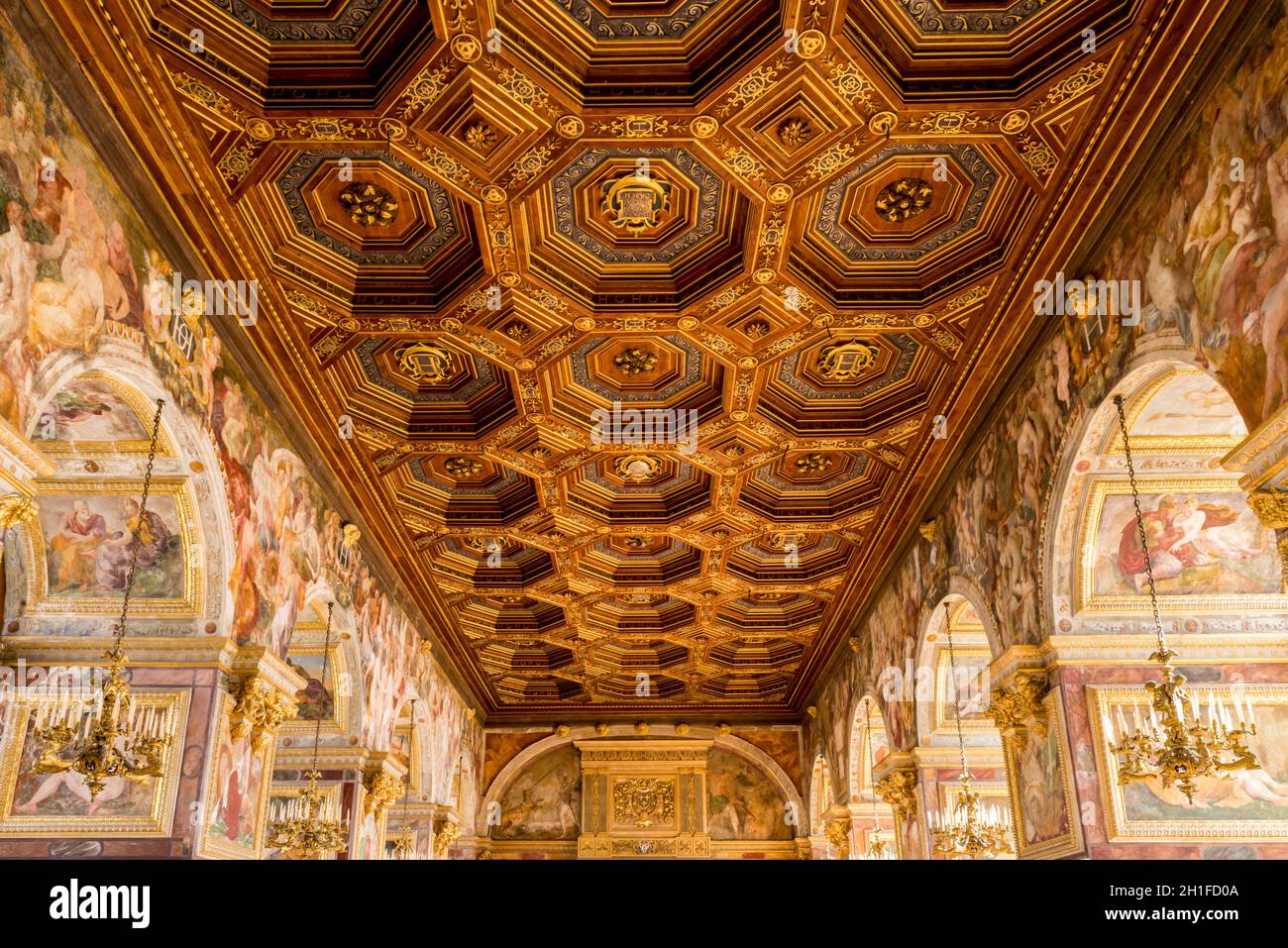 FRANCIA. SENA Y MARNE (77). FONTAINEBLEAU. EL CASTILLO. EL SALÓN DE