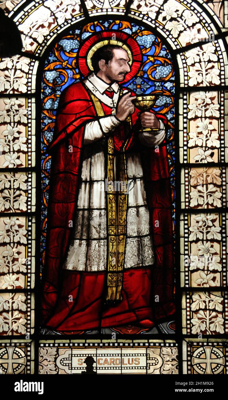 San Carlos Borromeo, vidrieras, iglesia de San Vicente de Paúl, París  Fotografía de stock - Alamy