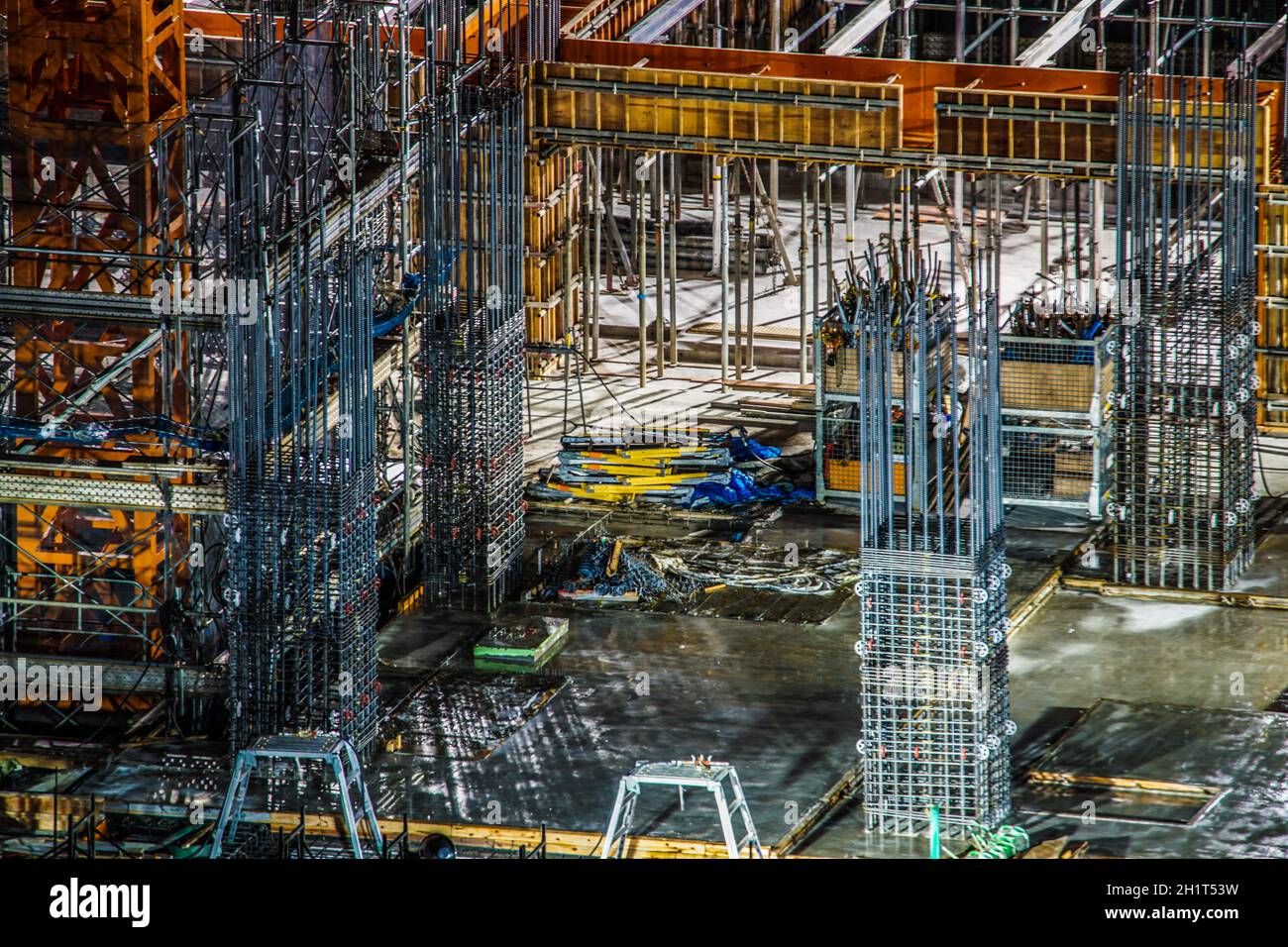 Contratistas de concreto reforzado fotografías e imágenes de alta