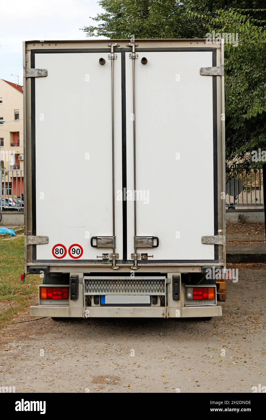 Puerta trasera del camión fotografías e imágenes de alta resolución - Alamy