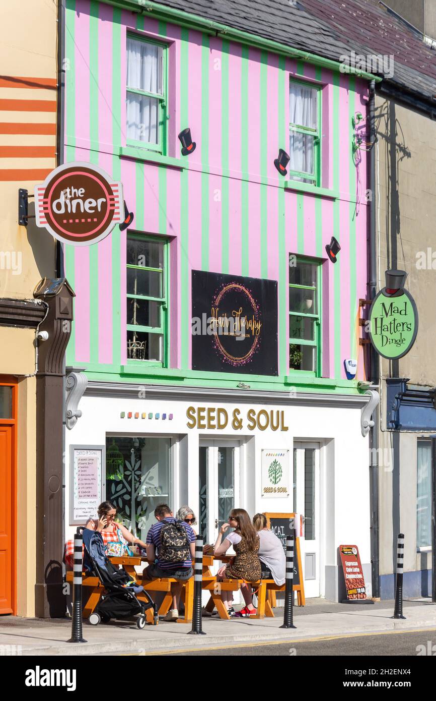 Seed & Soul Cafe, Strand Street, Dingle, Península de Dingle (Corca Dhuibhne), Condado de Kerry, República de Irlanda Foto de stock