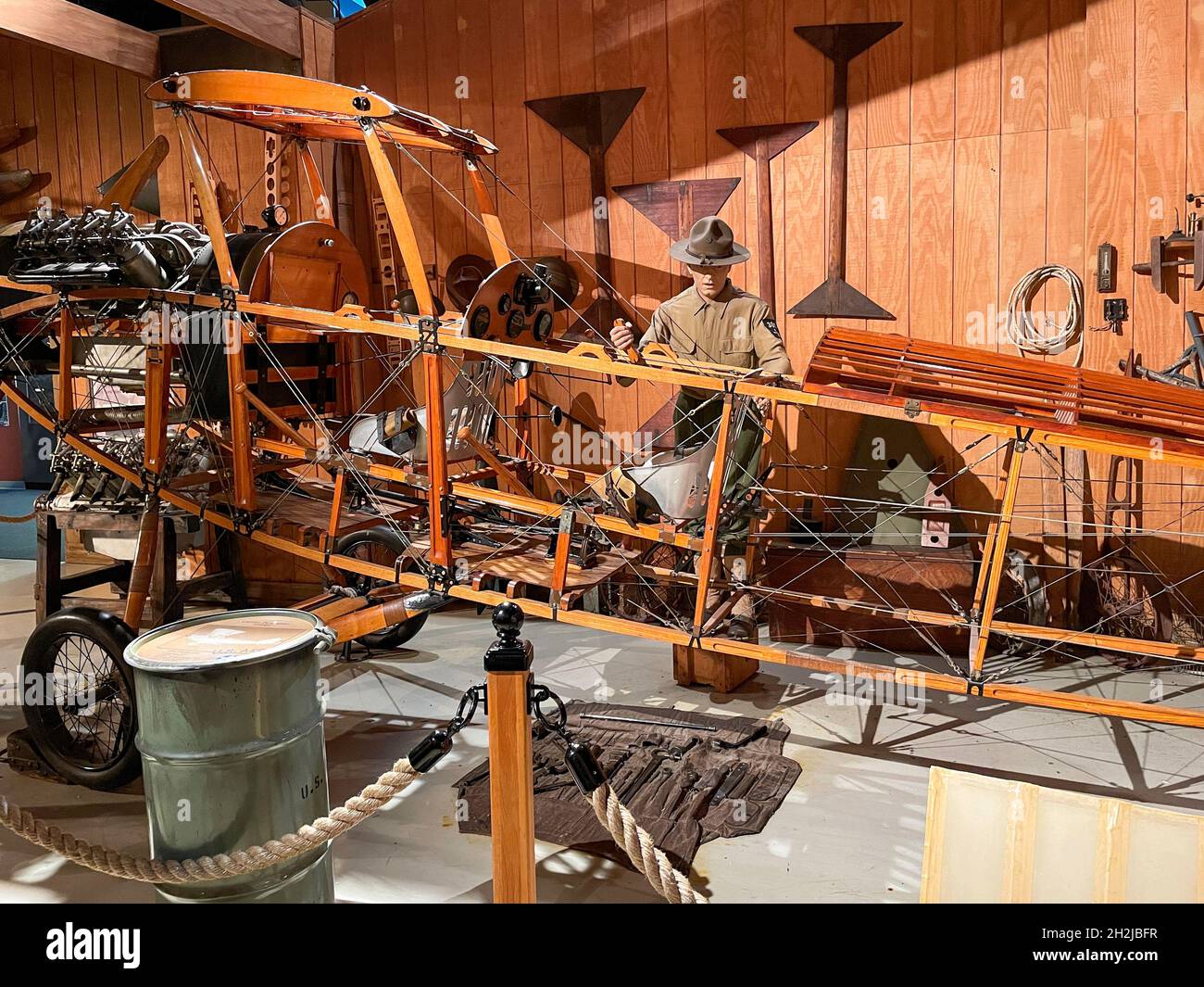 El Museo Cradle of Aviation conmemora la historia de los logros de vuelo de Long Island, Nueva York, EE.UU. 2021 Foto de stock