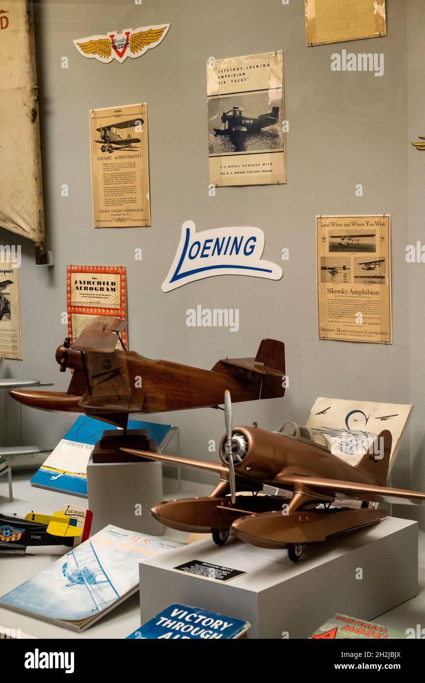 El Museo Cradle of Aviation conmemora la historia de los logros de vuelo de Long Island, Nueva York, EE.UU. 2021 Foto de stock