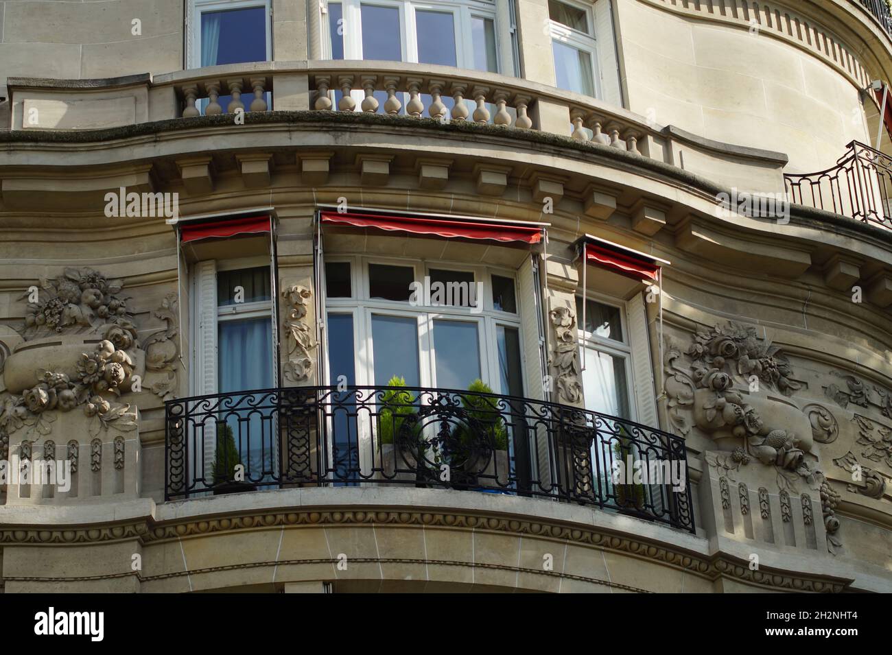 Elegante Pariser Wohnung Foto de stock