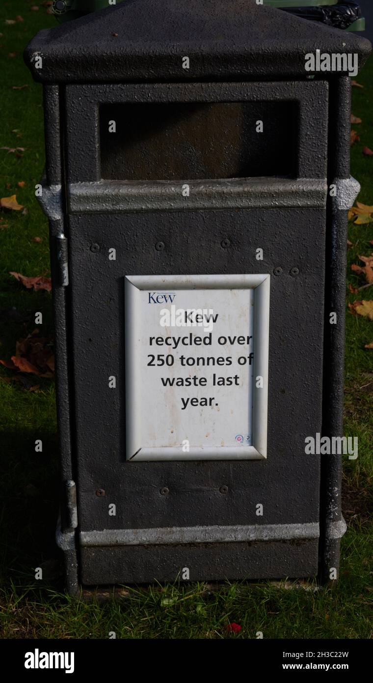 Reciclaje en Kew Gardens Londres. Foto de stock