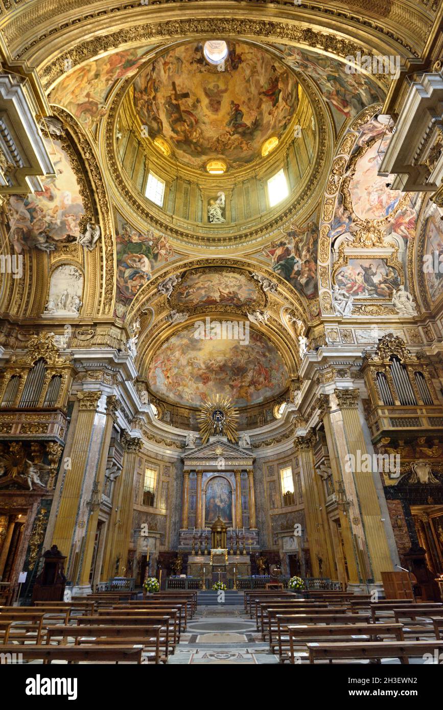 italia, roma, chiesa del gesù (iglesia de jesús) interior Foto de stock