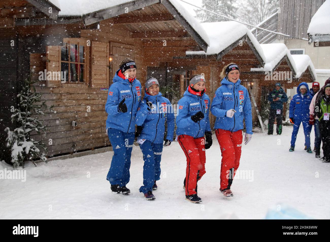 FIS World Cup Ski Jumping Women - Equipo de competición Foto de stock